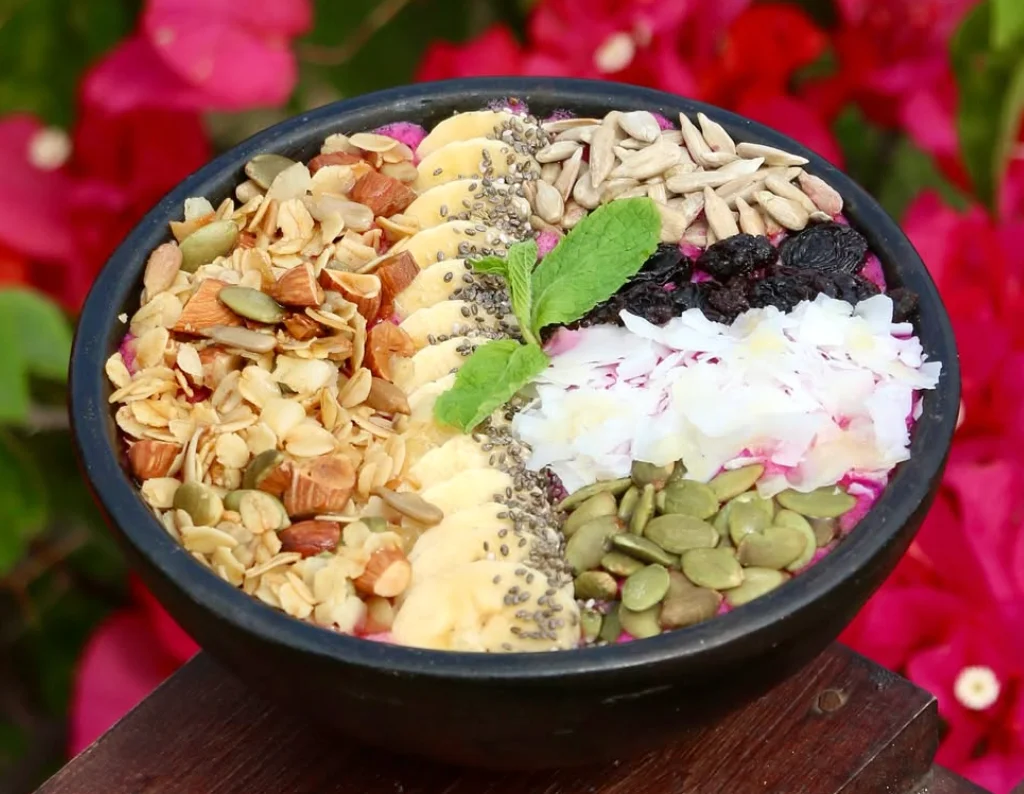 color combo, homemade granola and all those wonderful seeds! 